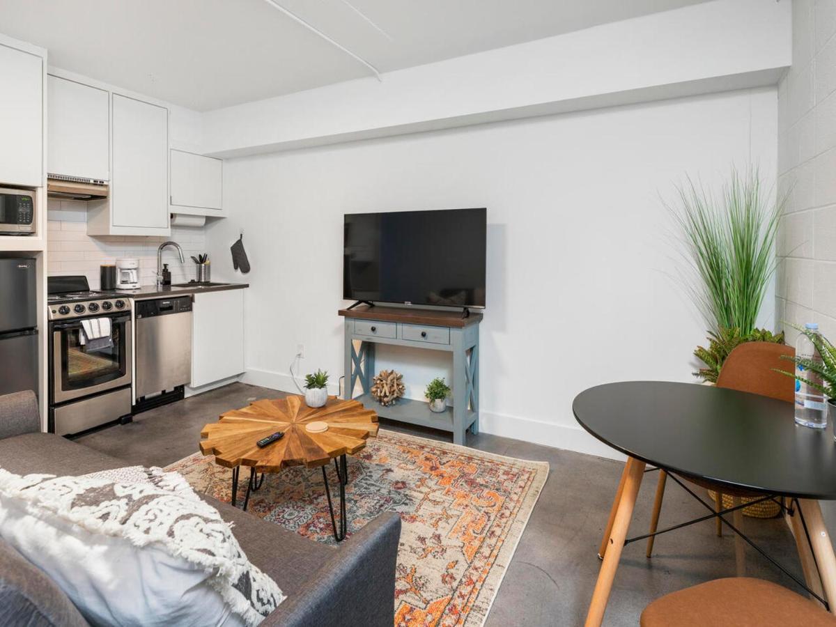 Comfortable Studio With Queen Bed, City Walkable! Apartment Atlanta Luaran gambar